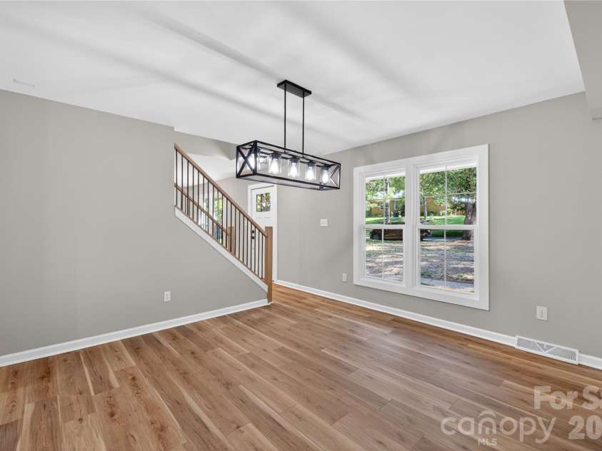 7407 Limerick Drive, Charlotte, NC 28270.  MLS# CAR4384326, YatesRealty ID 23732. 