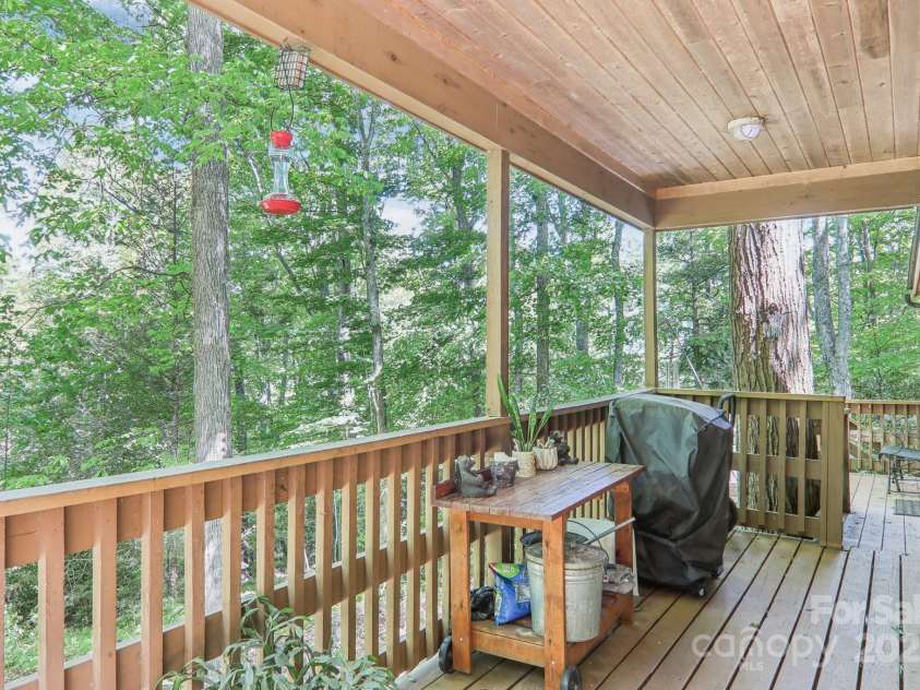 46 Thrush Drive, Maggie Valley, NC 28751.  MLS# CAR4262845, YatesRealty ID 23735. 
