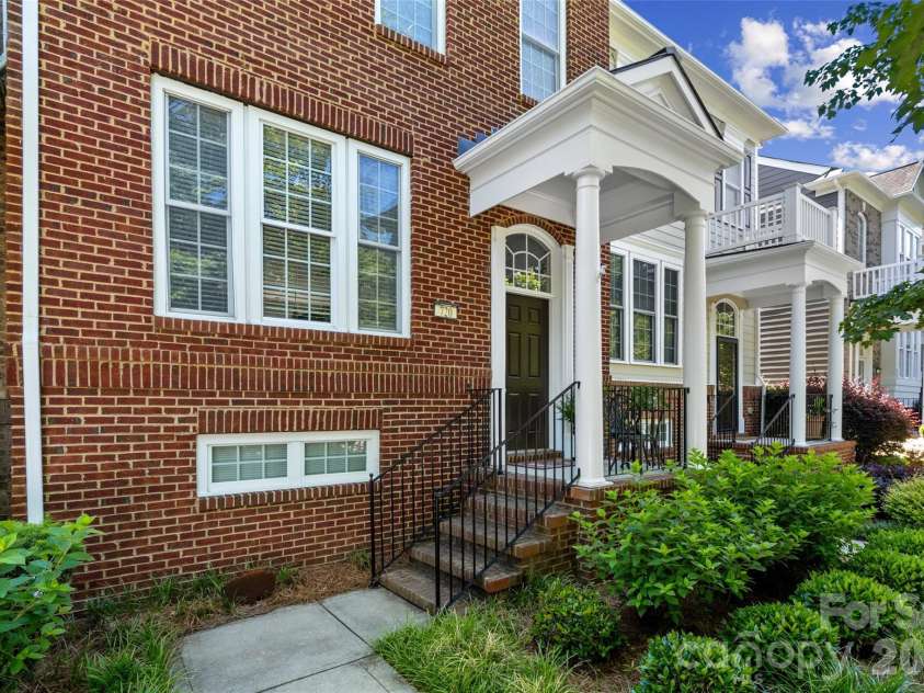 720 Passage Drive, Fort Mill, SC 29708.  MLS# CAR4384319, YatesRealty ID 23735. 