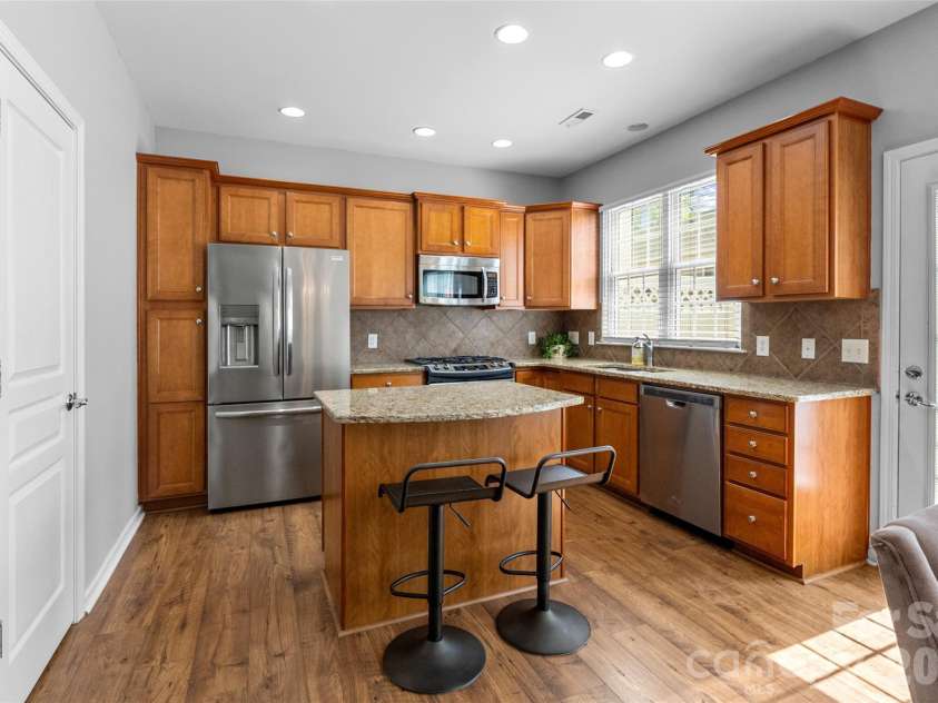 720 Passage Drive, Fort Mill, SC 29708.  MLS# CAR4384319, YatesRealty ID 23735. 
