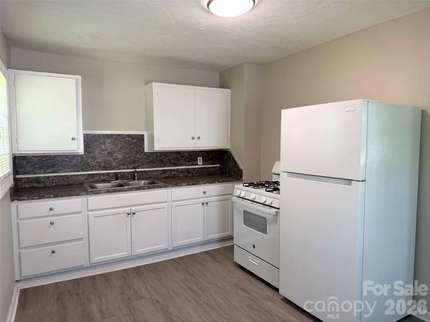 364 Baker Street, Rock Hill, SC 29730.  MLS# CAR4384386, YatesRealty ID 23736. 