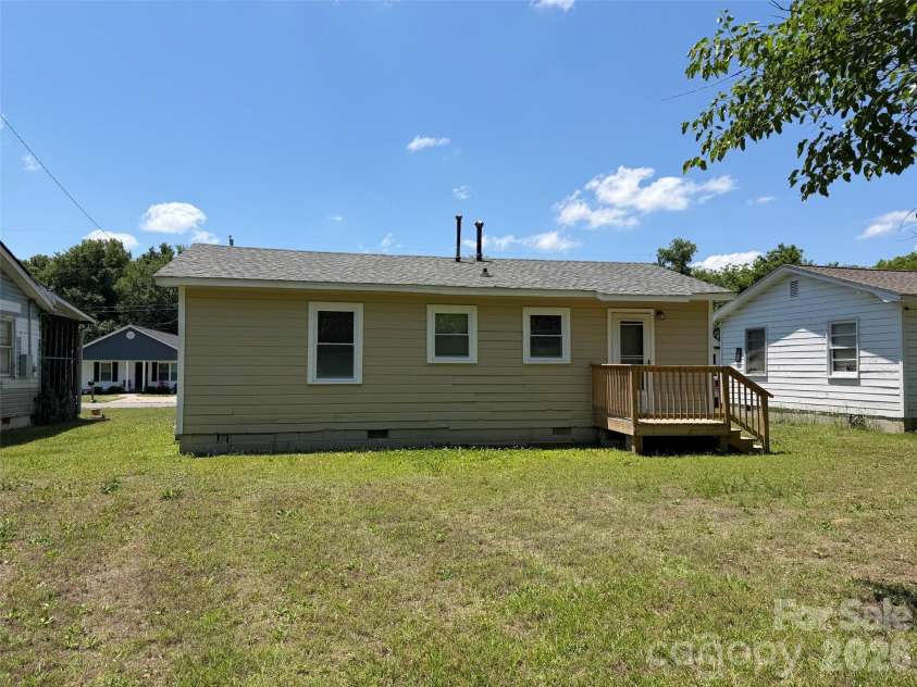 364 Baker Street, Rock Hill, SC 29730.  MLS# CAR4384386, YatesRealty ID 23736. 