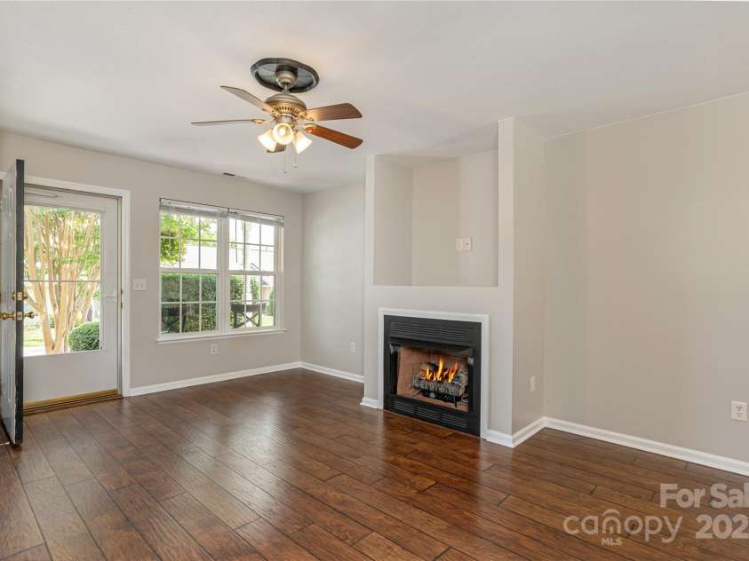 256 Farington Circle, Fletcher, NC 28732.  MLS# CAR4276392, YatesRealty ID 23737. 