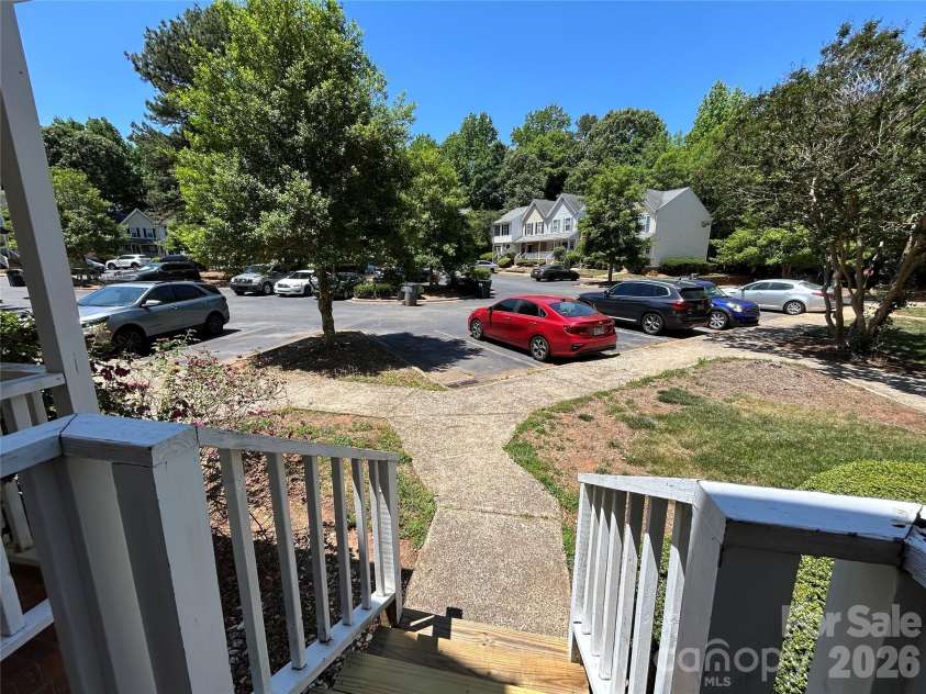 6466 Windsor Gate Lane, Charlotte, NC 28215.  MLS# CAR4384239, YatesRealty ID 23738. 
