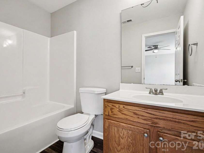 10419 Sparrow Springs Lane, Charlotte, NC 28214.  MLS# CAR4382959, YatesRealty ID 23739. 