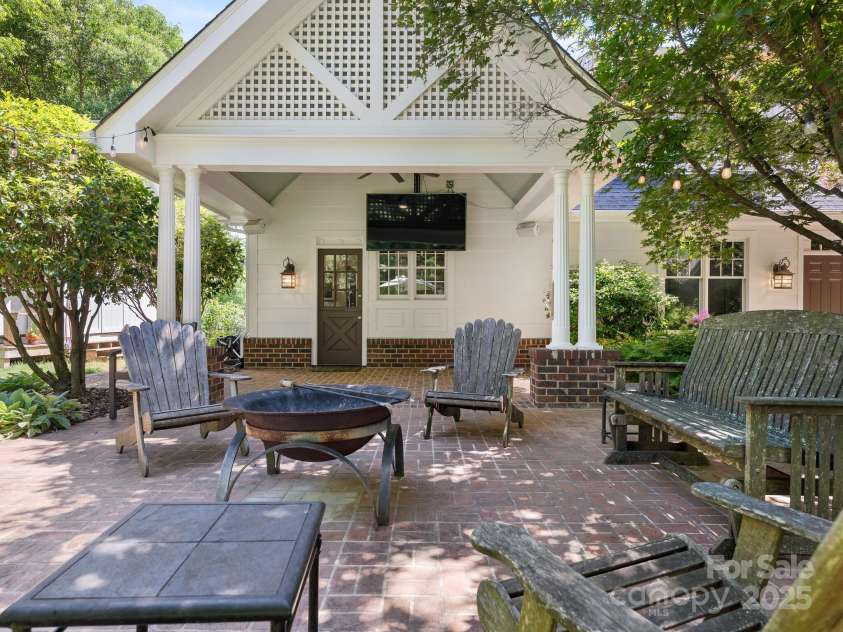 2410 Vernon Drive, Charlotte, NC 28211.  MLS# CAR4257447, YatesRealty ID 23739. Back Patio with Covered and Uncovered Space