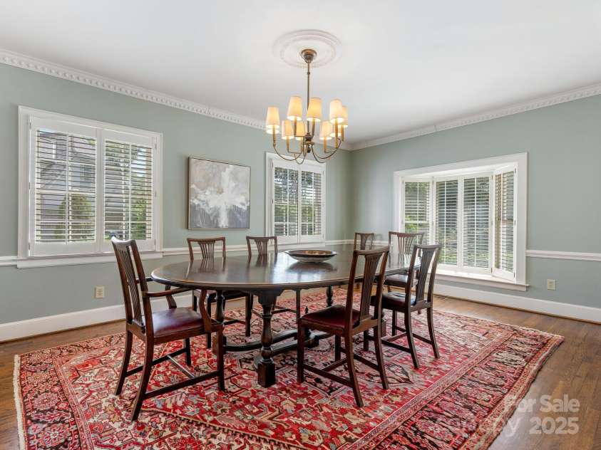 2410 Vernon Drive, Charlotte, NC 28211.  MLS# CAR4257447, YatesRealty ID 23739. Formal Dining Room