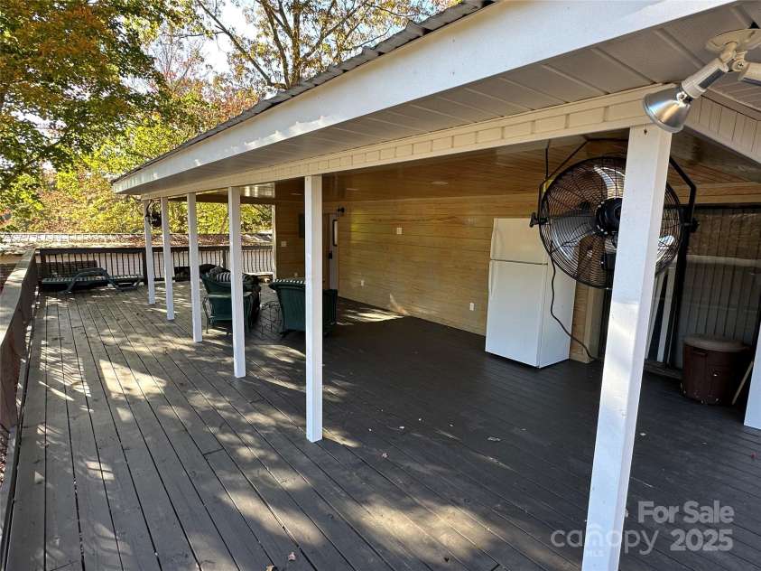 112 Sycamore Street, New London, NC 28127.  MLS# CAR4085587, YatesRealty ID 2374. 