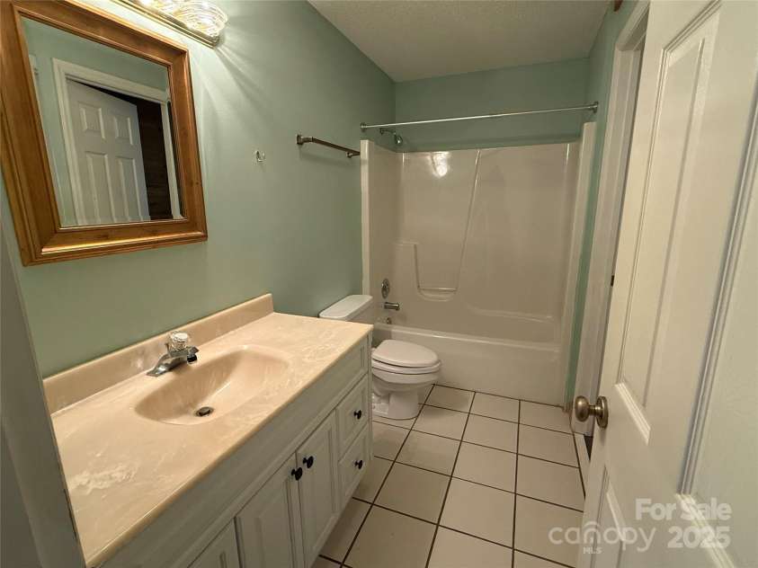 66 Ashlyn Lane, Tryon, NC 28782.  MLS# CAR4299929, YatesRealty ID 2374. 