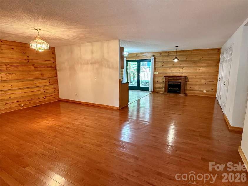 66 Ashlyn Lane, Tryon, NC 28782.  MLS# CAR4299929, YatesRealty ID 2374. 