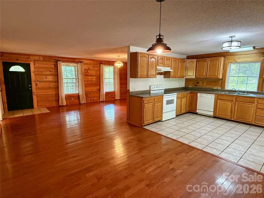 66 Ashlyn Lane, Tryon, NC 28782.  MLS# CAR4299929, YatesRealty ID 2374. 