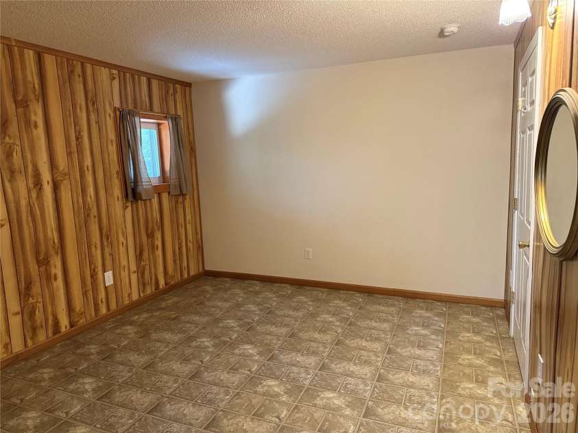 66 Ashlyn Lane, Tryon, NC 28782.  MLS# CAR4299929, YatesRealty ID 2374. 