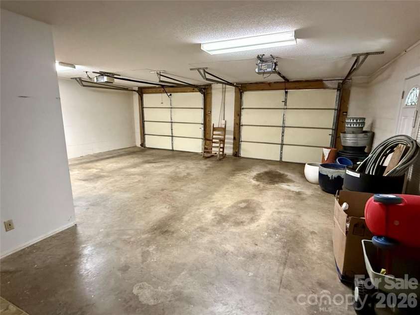 66 Ashlyn Lane, Tryon, NC 28782.  MLS# CAR4299929, YatesRealty ID 2374. 