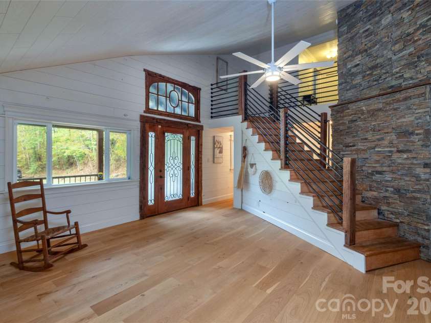 214 Chin Tree Road, Sylva, NC 28779.  MLS# CAR4384417, YatesRealty ID 23740. 