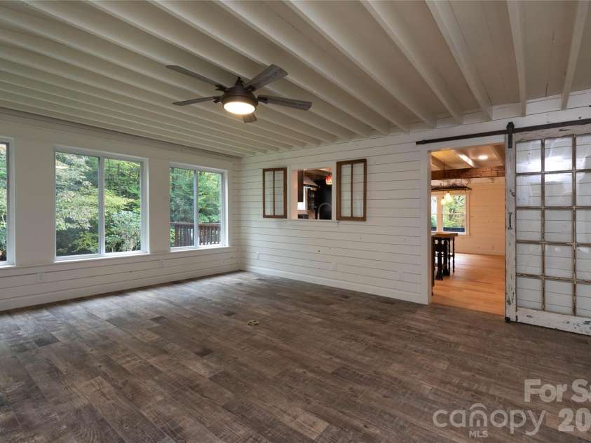 214 Chin Tree Road, Sylva, NC 28779.  MLS# CAR4384417, YatesRealty ID 23740. 