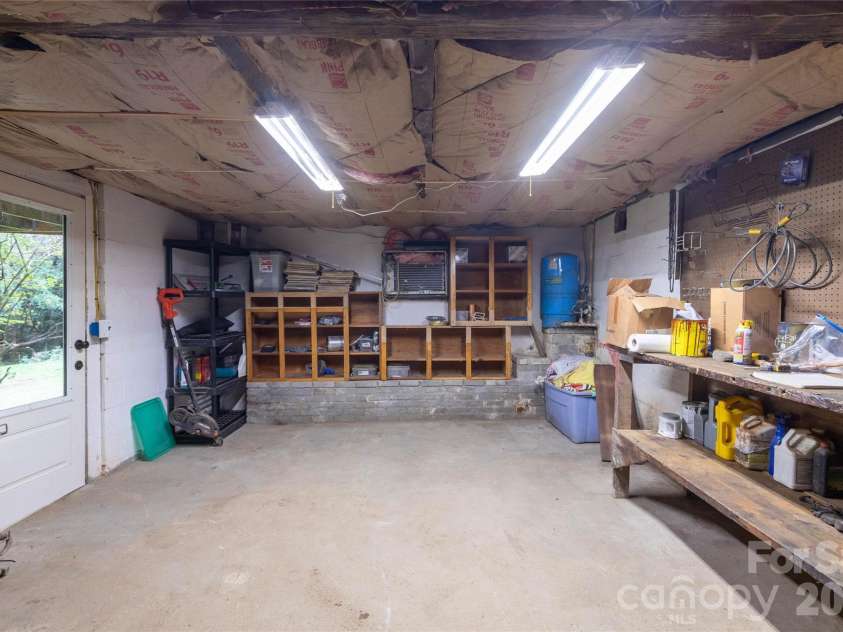 214 Chin Tree Road, Sylva, NC 28779.  MLS# CAR4384417, YatesRealty ID 23740. 