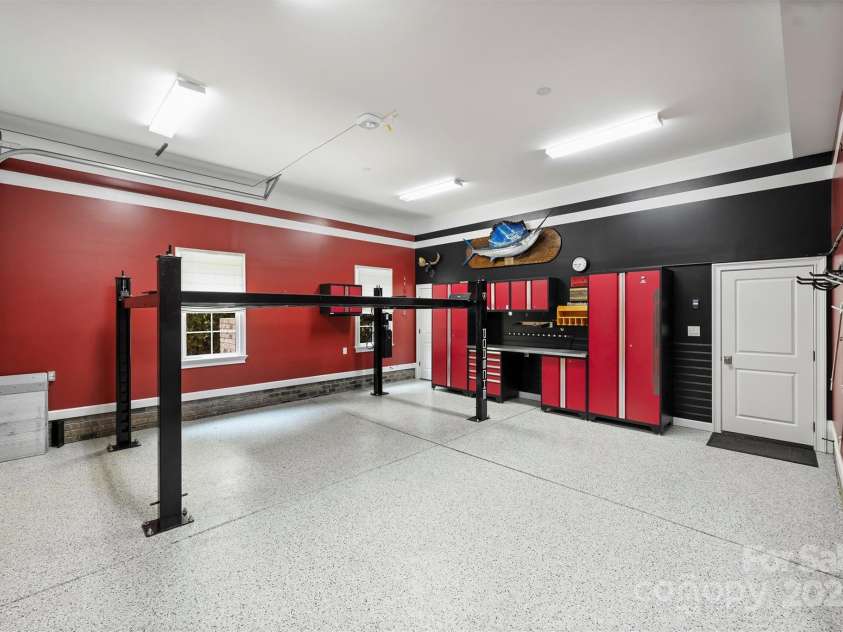 9104 Kingsmead Lane, Waxhaw, NC 28173.  MLS# CAR4260812, YatesRealty ID 23741. 