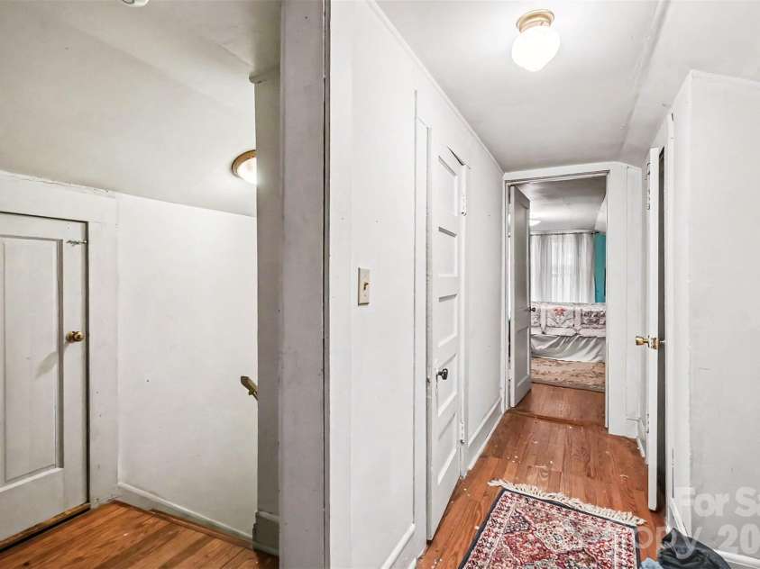 1116 Medlin Road, Monroe, NC 28112.  MLS# CAR4378370, YatesRealty ID 23742. 2nd floor hallway