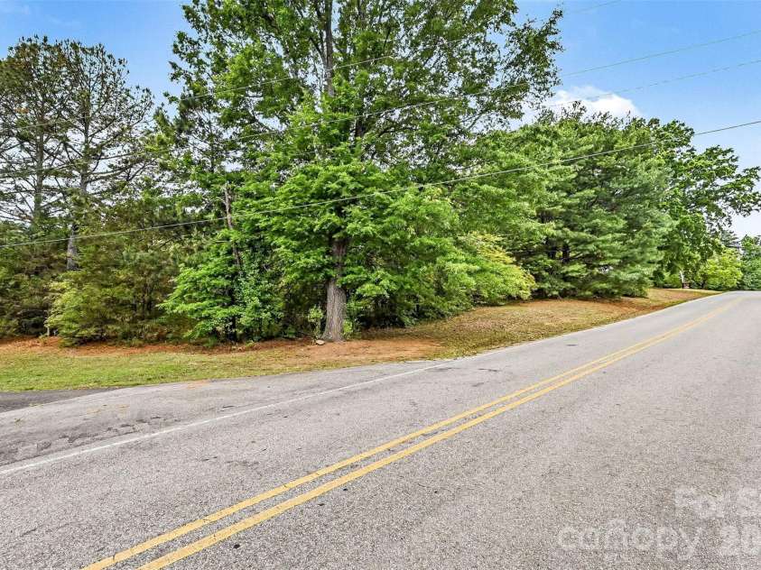 1116 Medlin Road, Monroe, NC 28112.  MLS# CAR4378370, YatesRealty ID 23742. Front road access