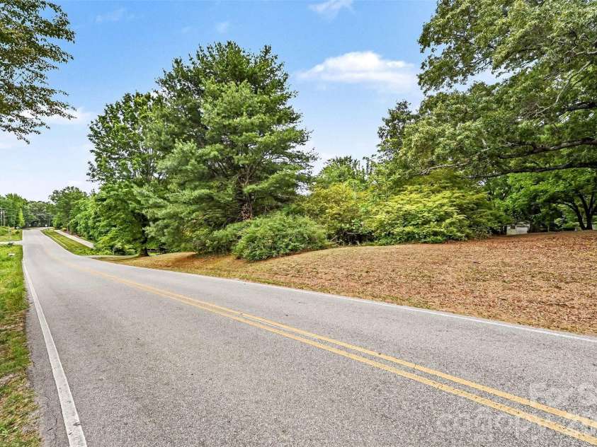 1116 Medlin Road, Monroe, NC 28112.  MLS# CAR4378370, YatesRealty ID 23742. Front Road access