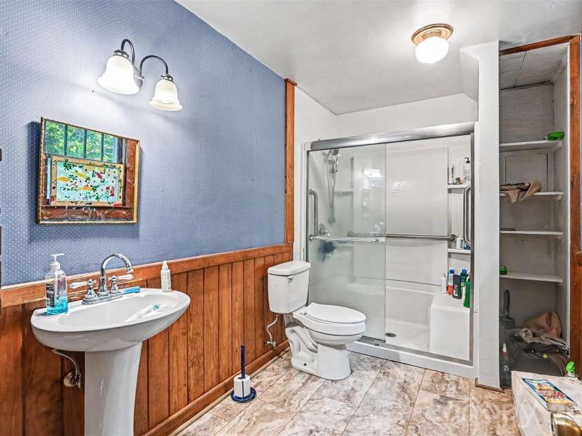 1116 Medlin Road, Monroe, NC 28112.  MLS# CAR4378370, YatesRealty ID 23742. Primary Bathroom
