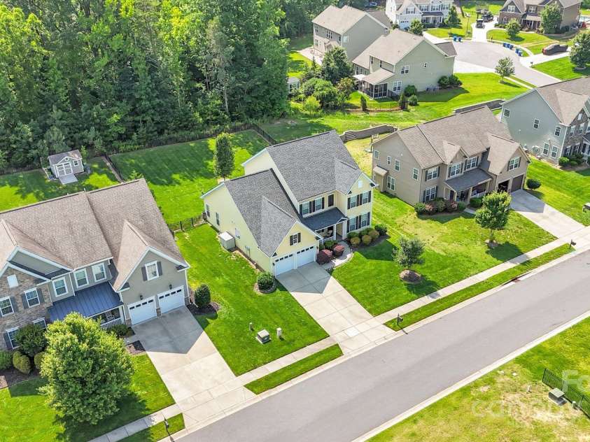 11618 Macallano Drive, Charlotte, NC 28215.  MLS# CAR4268252, YatesRealty ID 23742. Aerial view