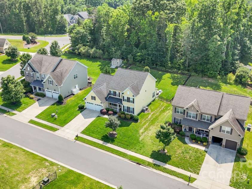 11618 Macallano Drive, Charlotte, NC 28215.  MLS# CAR4268252, YatesRealty ID 23742. Aerial view