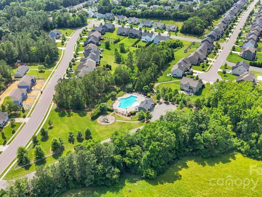 11618 Macallano Drive, Charlotte, NC 28215.  MLS# CAR4268252, YatesRealty ID 23742. Aerial view of community