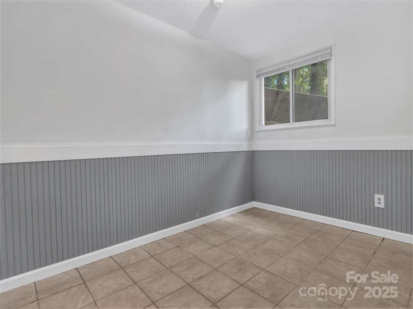 114 Elden Street, Hendersonville, NC 28739.  MLS# CAR4270010, YatesRealty ID 23743. Lower unit 2nd bdrm