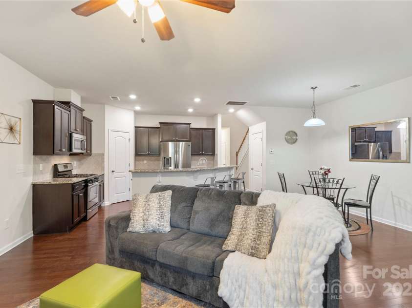 3237 Yarmouth Lane, Gastonia, NC 28056.  MLS# CAR4267512, YatesRealty ID 23744. 