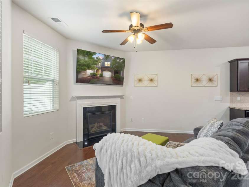3237 Yarmouth Lane, Gastonia, NC 28056.  MLS# CAR4267512, YatesRealty ID 23744. 