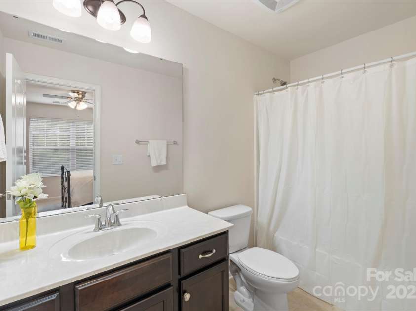3237 Yarmouth Lane, Gastonia, NC 28056.  MLS# CAR4267512, YatesRealty ID 23744. 