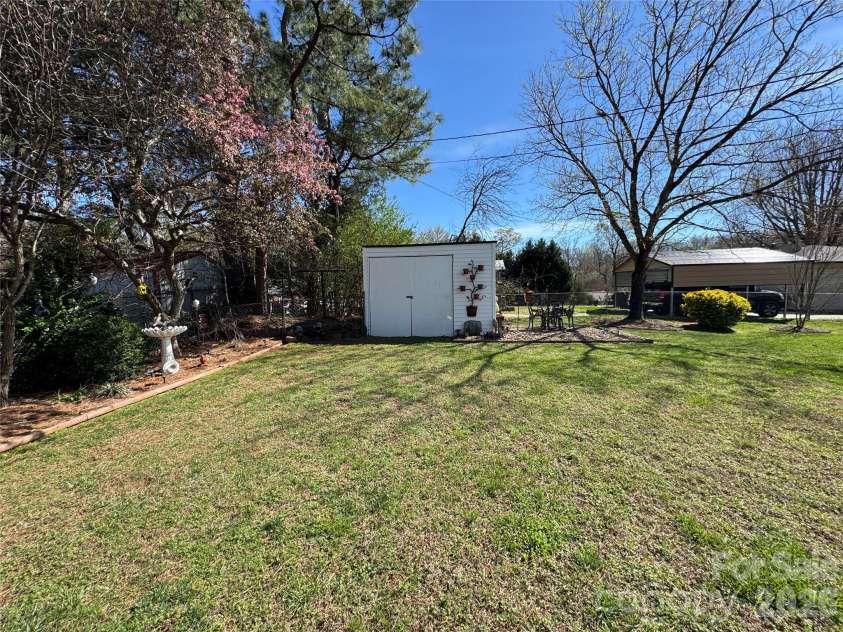 219 Catawba Drive, Salisbury, NC 28147.  MLS# CAR4364725, YatesRealty ID 23745. 