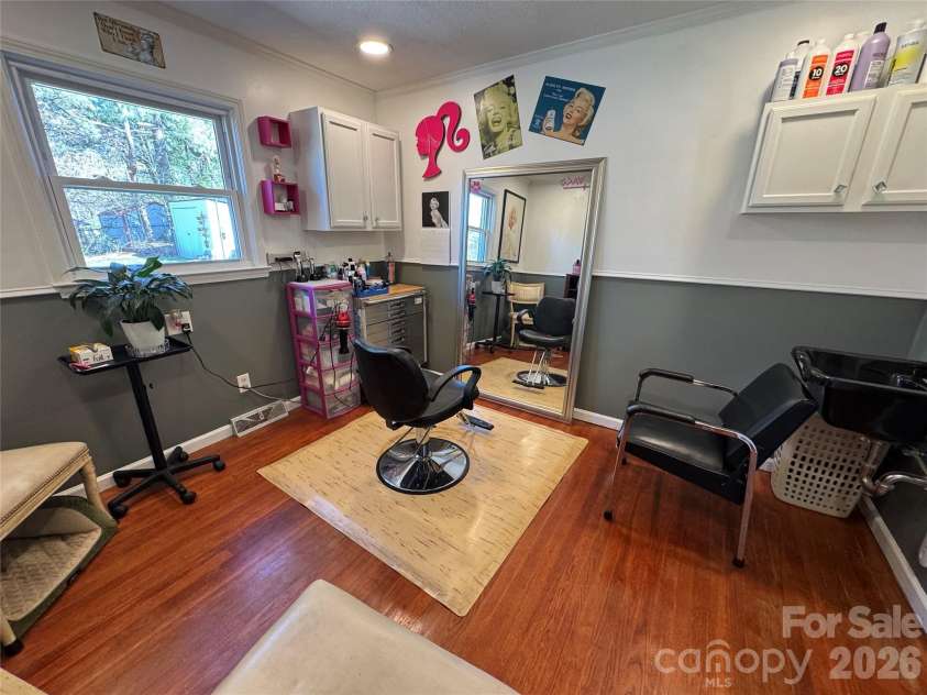 219 Catawba Drive, Salisbury, NC 28147.  MLS# CAR4364725, YatesRealty ID 23745. 