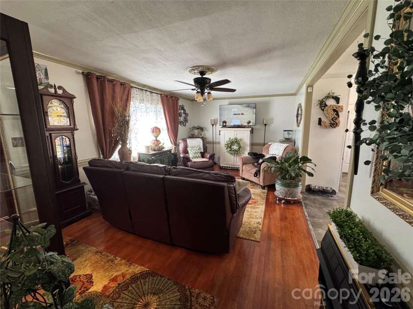 219 Catawba Drive, Salisbury, NC 28147.  MLS# CAR4364725, YatesRealty ID 23745. 