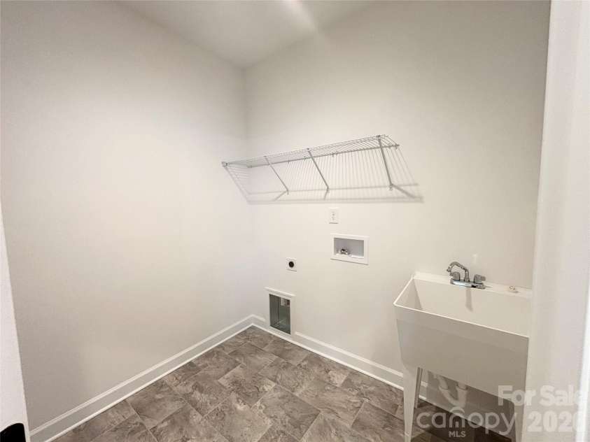 527 Oleander Street, Mount Pleasant, NC 28124.  MLS# CAR4379663, YatesRealty ID 23746. 