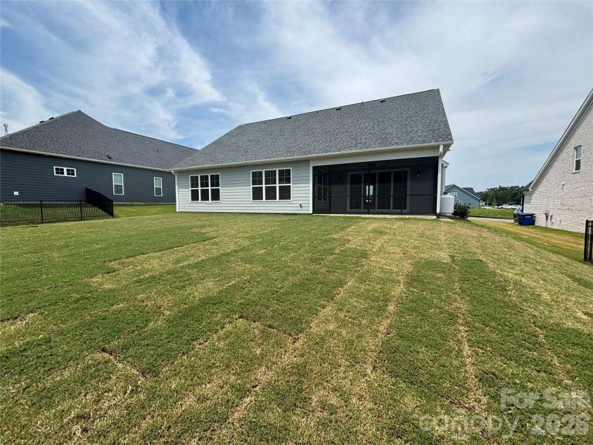 527 Oleander Street, Mount Pleasant, NC 28124.  MLS# CAR4379663, YatesRealty ID 23746. 