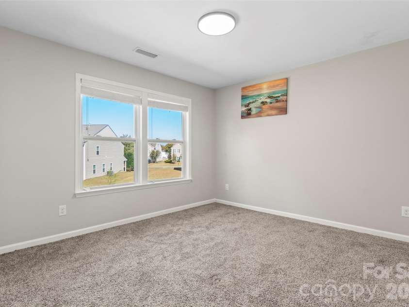 14422 Lake Crossing Drive, Charlotte, NC 28278.  MLS# CAR4313823, YatesRealty ID 23747. 