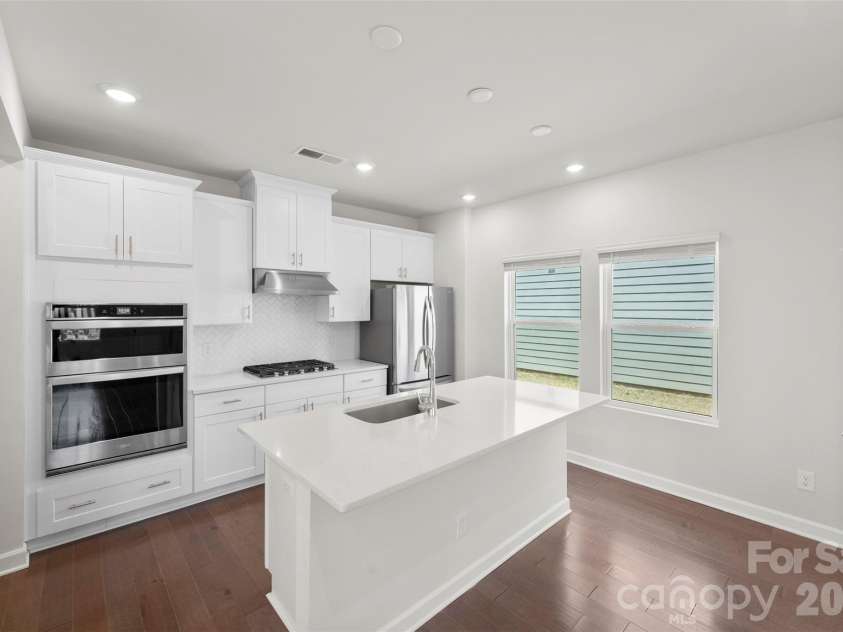 13112 Kenworth Road, Charlotte, NC 28278.  MLS# CAR4381350, YatesRealty ID 23748. 