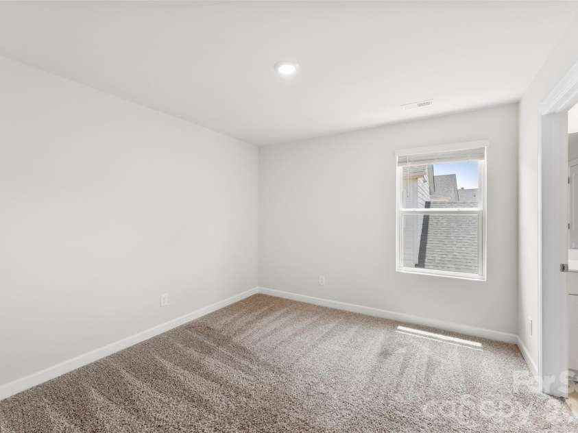 13112 Kenworth Road, Charlotte, NC 28278.  MLS# CAR4381350, YatesRealty ID 23748. 