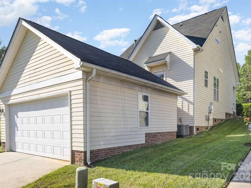 7344 Gilead Road, Huntersville, NC 28078.  MLS# CAR4270693, YatesRealty ID 23748. 