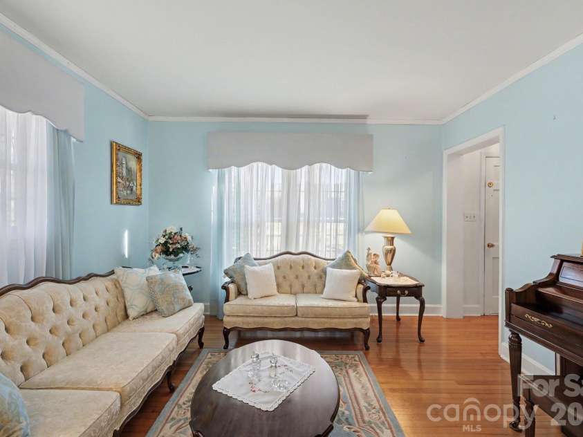 1287 Queensgate Street, Gastonia, NC 28054.  MLS# CAR4346094, YatesRealty ID 2375. 