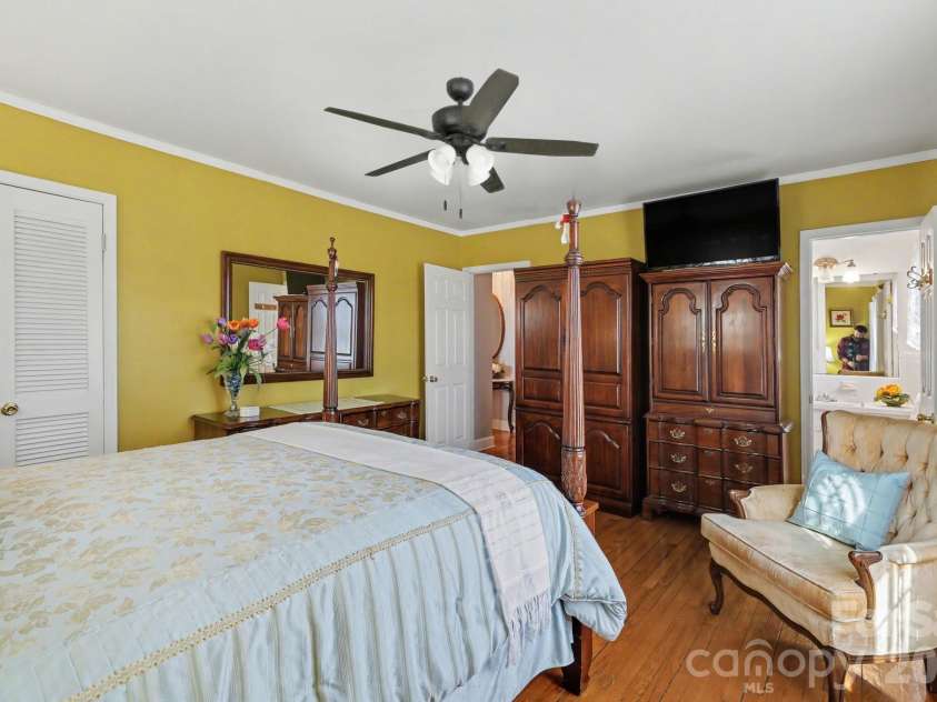 1287 Queensgate Street, Gastonia, NC 28054.  MLS# CAR4346094, YatesRealty ID 2375. 