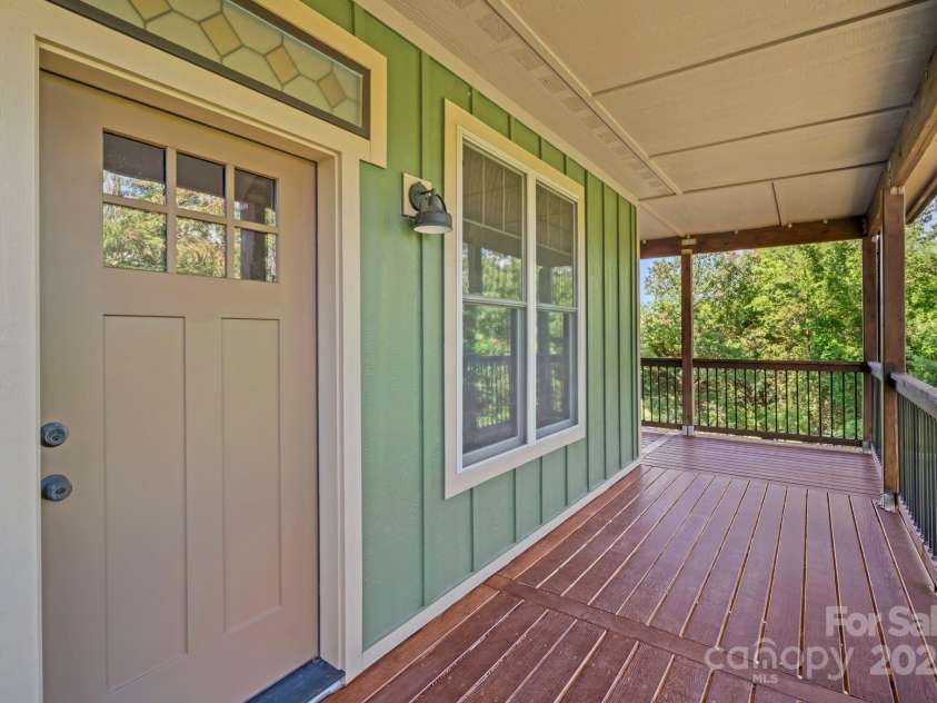 211 Wimbledon Court, Leicester, NC 28748.  MLS# CAR4282560, YatesRealty ID 2375. 