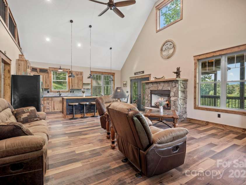 211 Wimbledon Court, Leicester, NC 28748.  MLS# CAR4282560, YatesRealty ID 2375. 