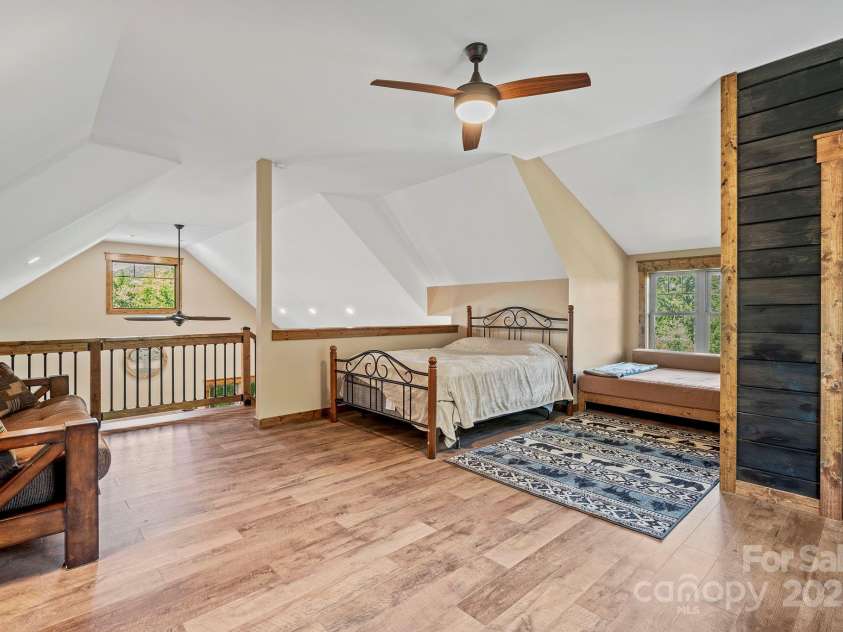 211 Wimbledon Court, Leicester, NC 28748.  MLS# CAR4282560, YatesRealty ID 2375. 