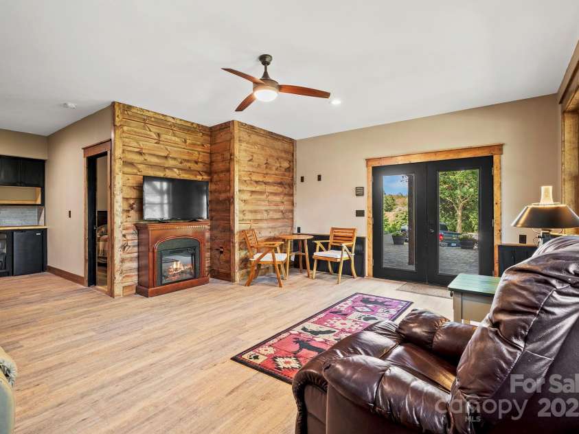 211 Wimbledon Court, Leicester, NC 28748.  MLS# CAR4282560, YatesRealty ID 2375. 