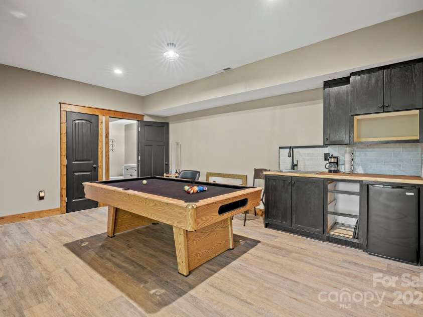 211 Wimbledon Court, Leicester, NC 28748.  MLS# CAR4282560, YatesRealty ID 2375. 