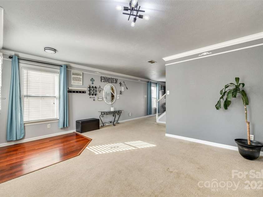 6523 Matlea Court, Charlotte, NC 28215.  MLS# CAR4222699, YatesRealty ID 2375. 