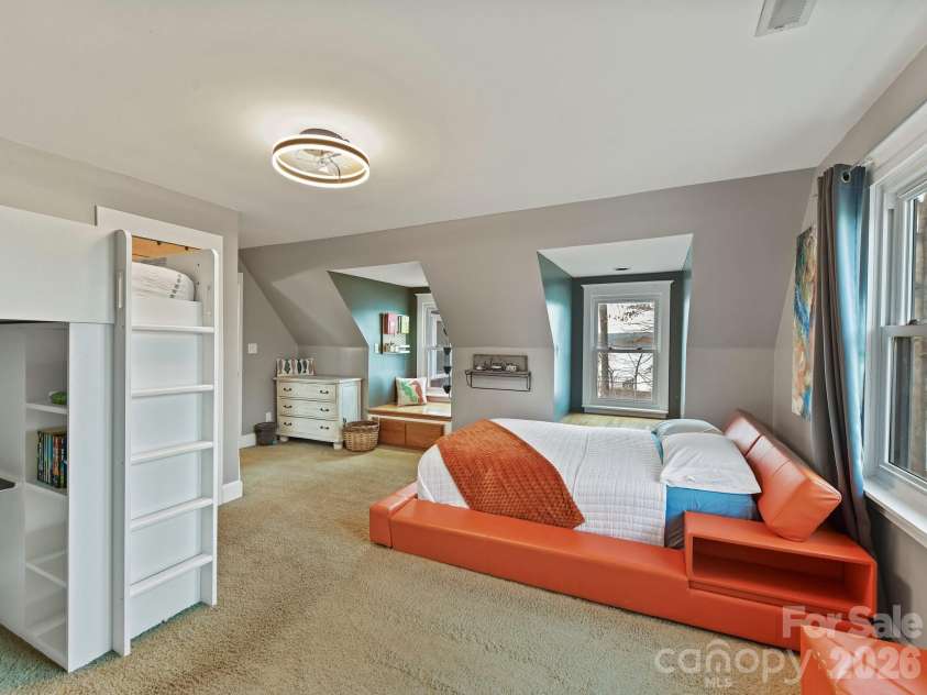 5401 Mountain Point Lane, Charlotte, NC 28216.  MLS# CAR4341424, YatesRealty ID 23753. Bedroom 2